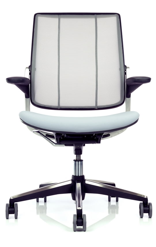 Diffrient Smart Task Chair with Black Frame, Aluminium Back, Polished Aluminium Base Profile and blue upholstered Seat Pad