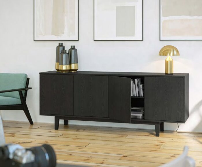 Jig Credenza With Lamp