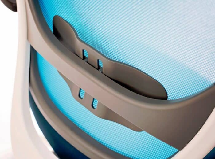 Oscar Meshback Task Chair close up view of mesh in blue